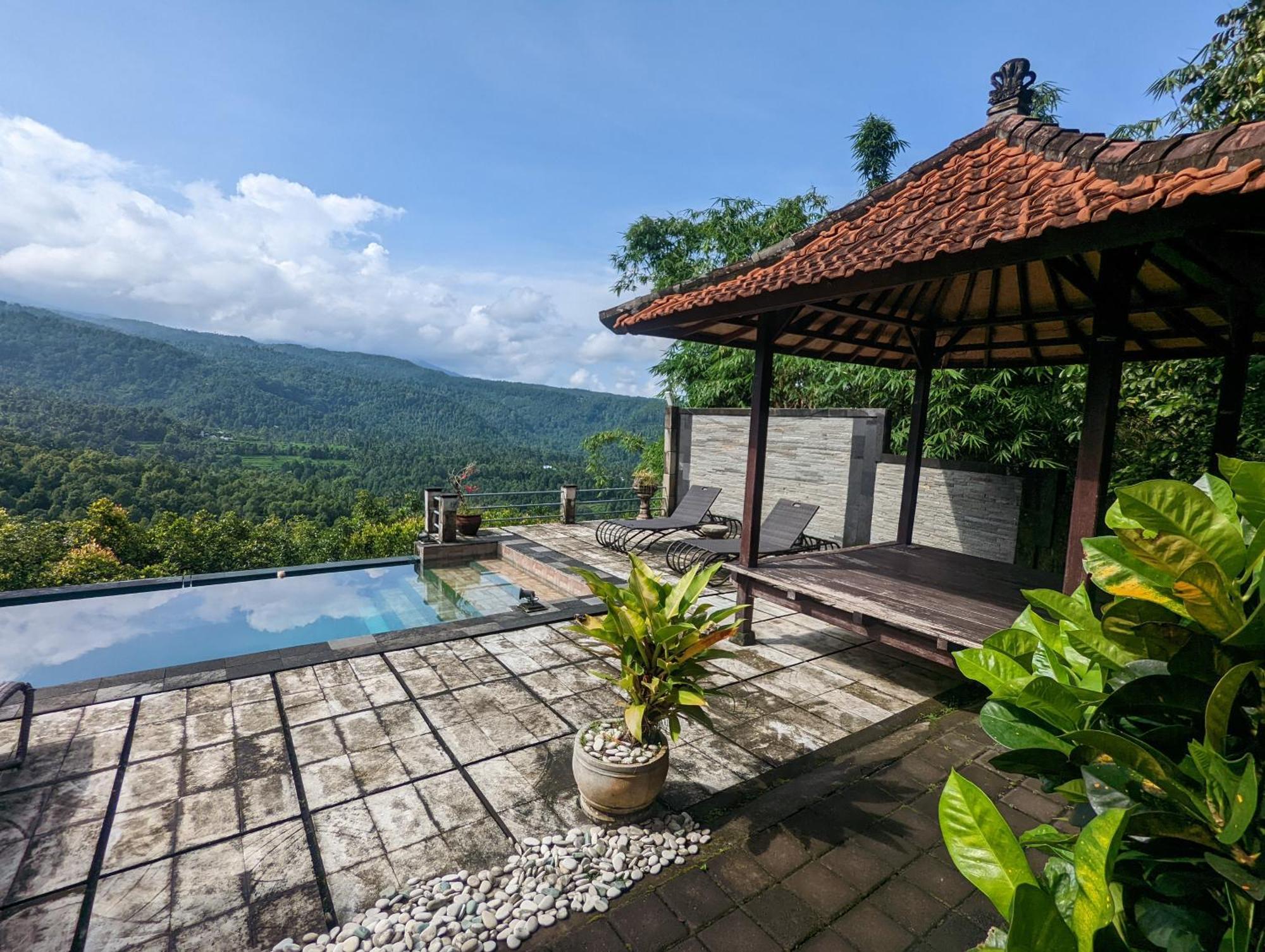 Bali Munduk Delux Bungalow Villa Singaraja  Exterior photo